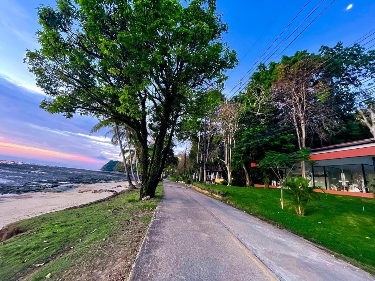 - Sha 渡假村 3*